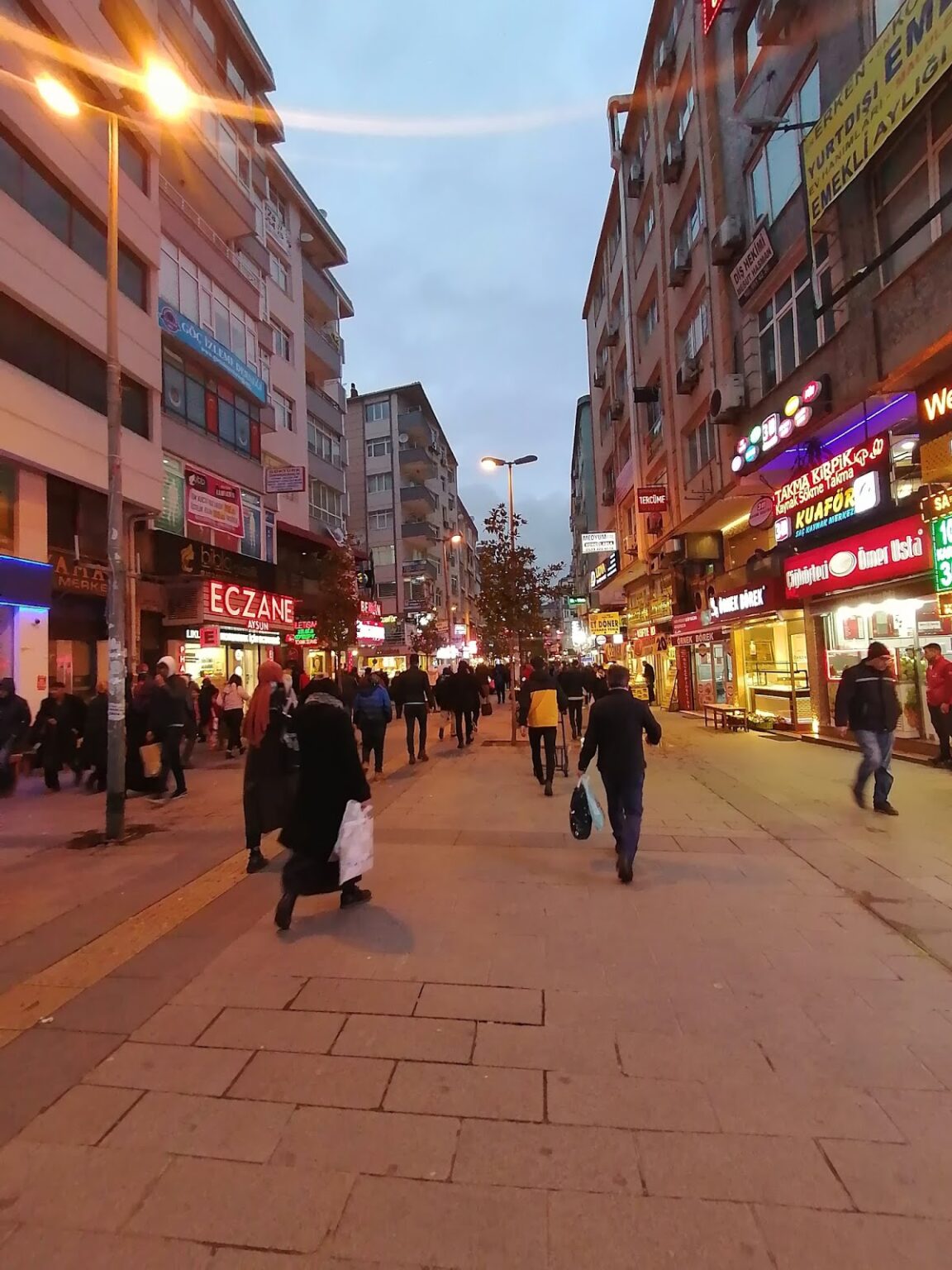 Şirinevler meydan