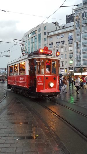 Taksim Meydanı Tren