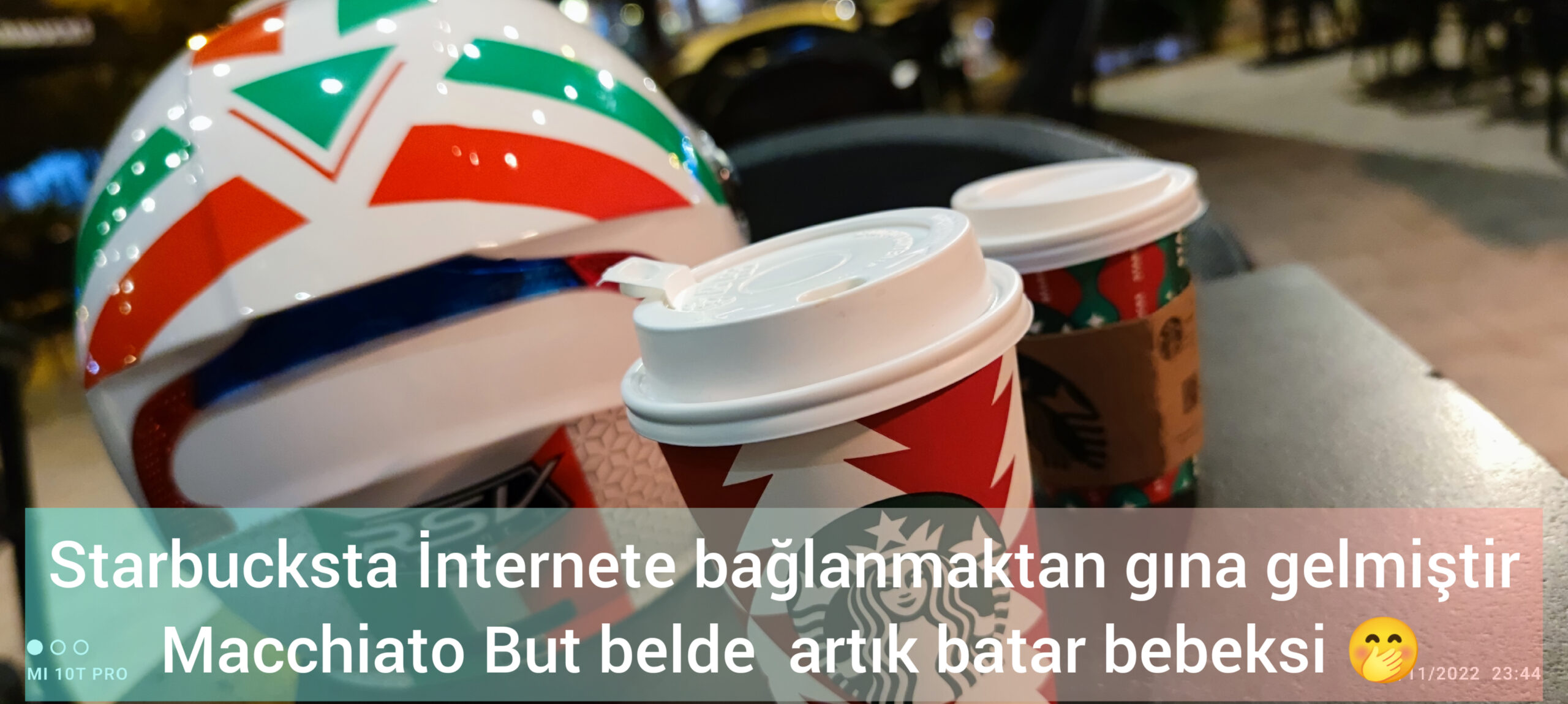 Starbucksta İnternete bağlanmaktan gına gelmiştir – Macchiato ücreti artık batar 🤭